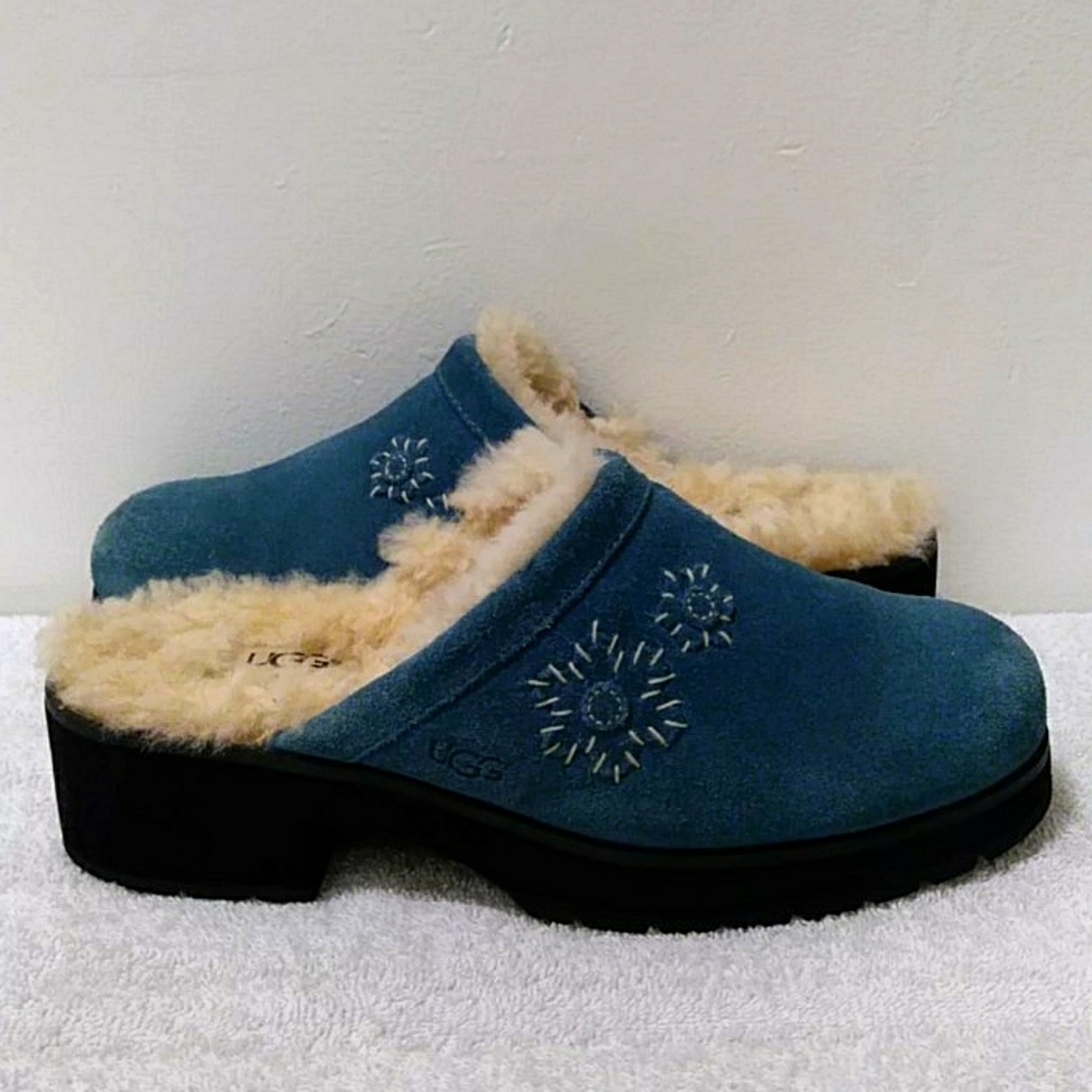UGG Australia Sheepskin Leather Mules